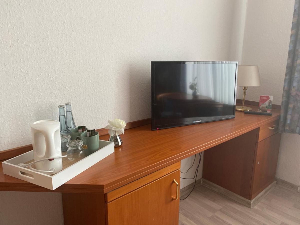 Hotel Oberledinger Hof Leer Ngoại thất bức ảnh
