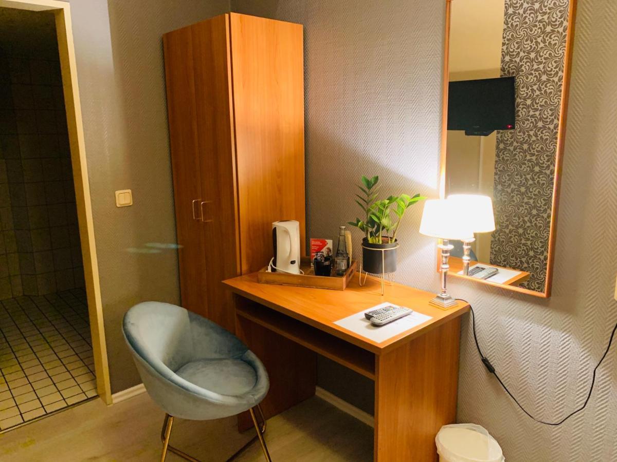 Hotel Oberledinger Hof Leer Ngoại thất bức ảnh